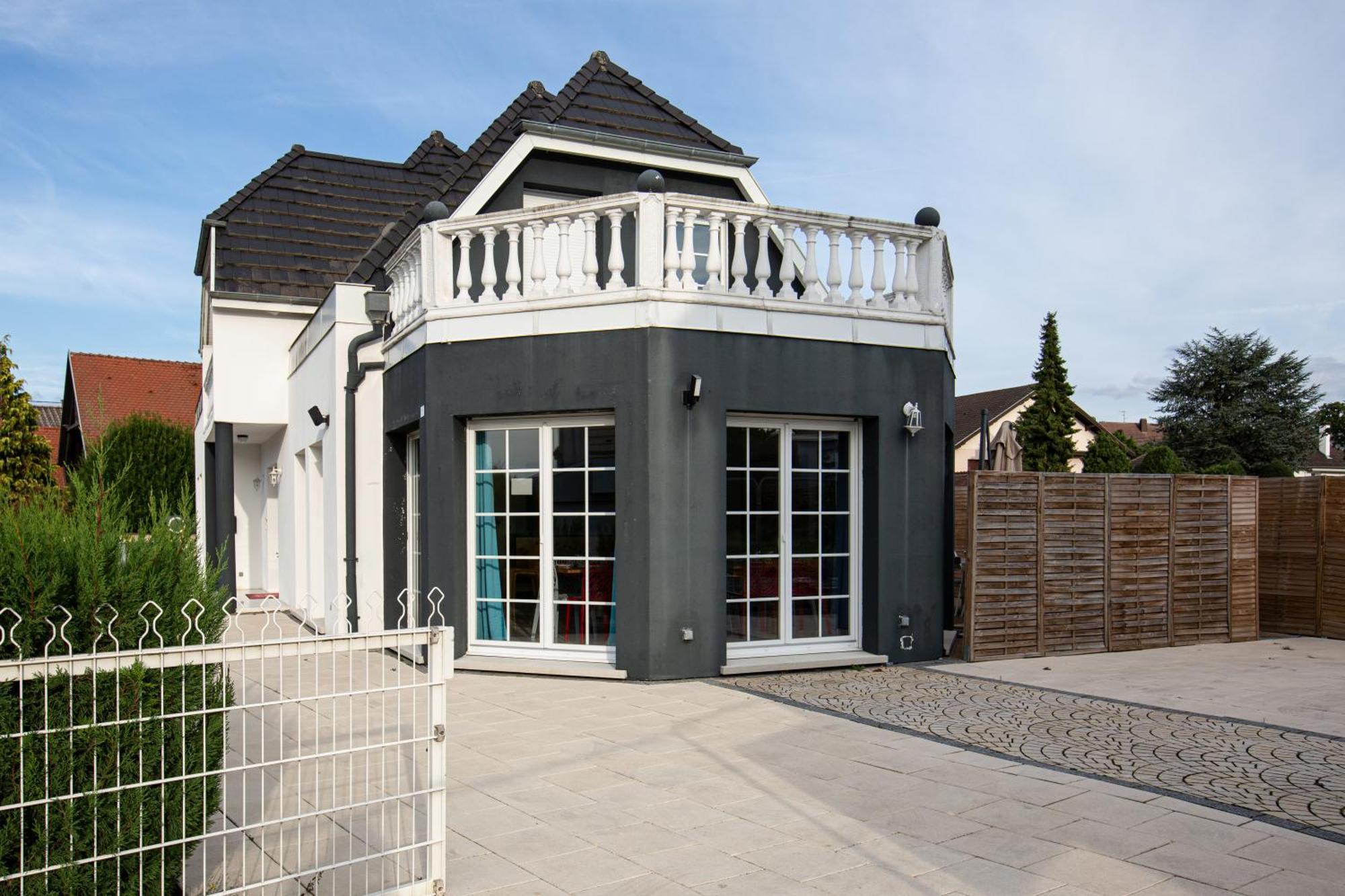 Gites Spa Strasbourg - Villa Ours - Spa Prive, Sauna, Borne D'Arcade, Babyfoot Ittenheim Exterior foto