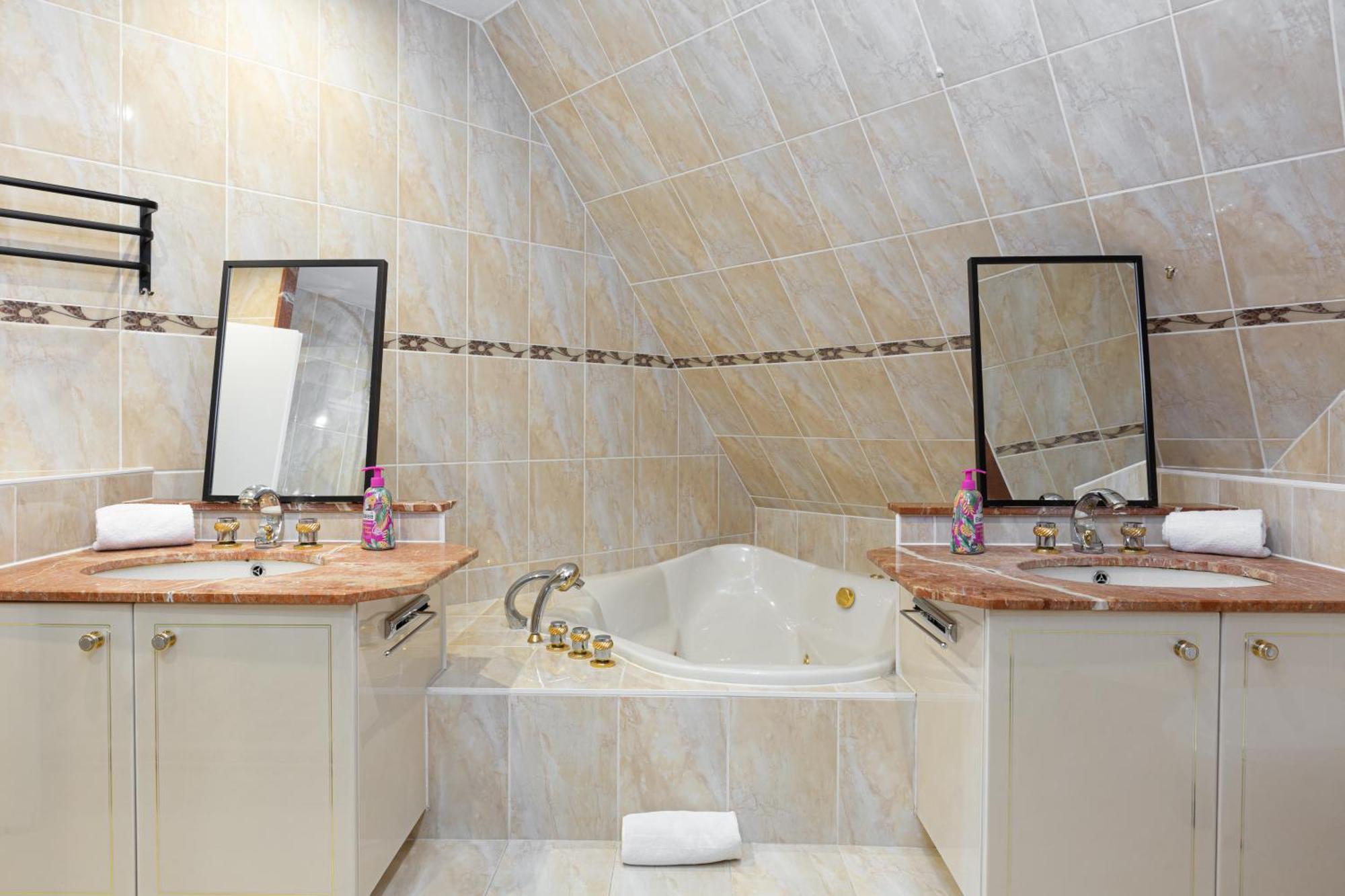Gites Spa Strasbourg - Villa Ours - Spa Prive, Sauna, Borne D'Arcade, Babyfoot Ittenheim Exterior foto