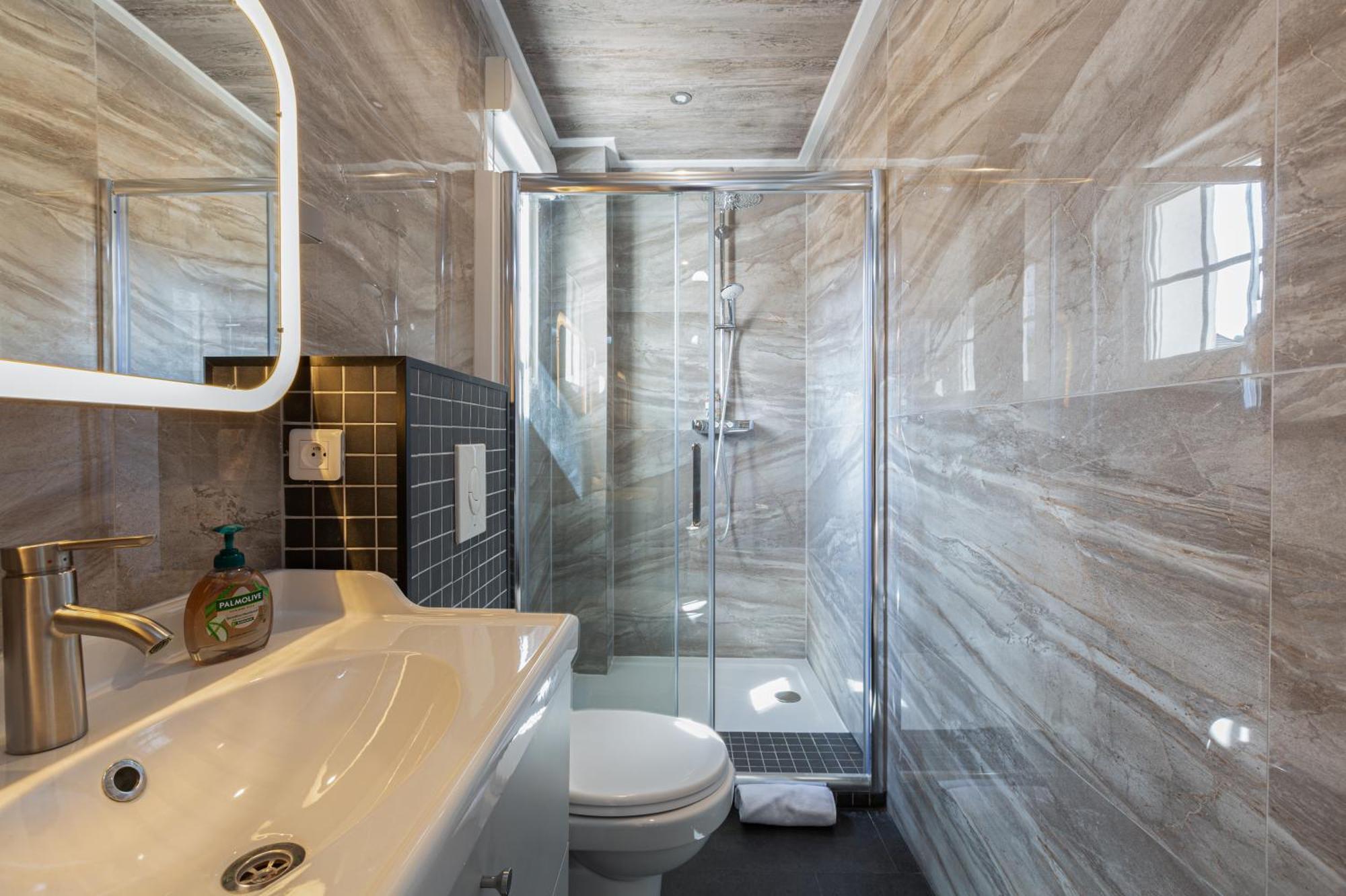 Gites Spa Strasbourg - Villa Ours - Spa Prive, Sauna, Borne D'Arcade, Babyfoot Ittenheim Exterior foto